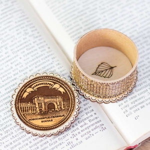 Шкатулка Новосибирск Вокзал фигурная 5,5х5,5х3,5